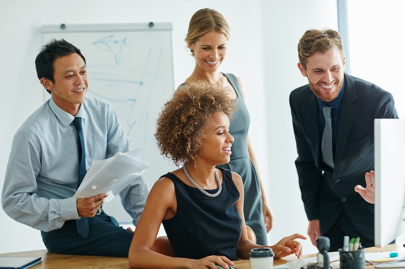office-discussion-computer-b2b-project-planning-erp-notes-with-meeting-report-men-women-team-small-business-teamwork-collaboration-partnership-presentation